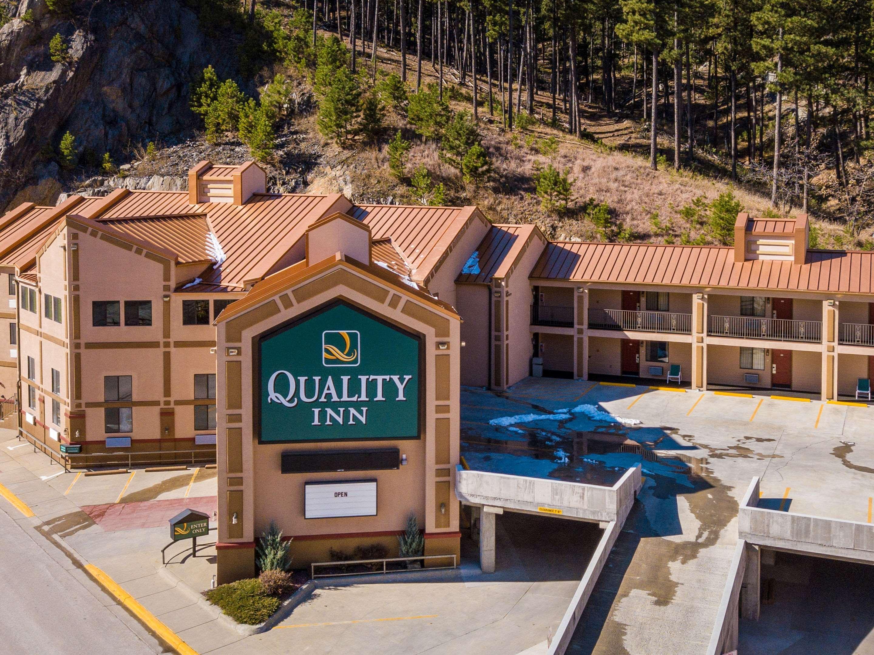 Quality Inn Keystone Near Mount Rushmore Exterior photo